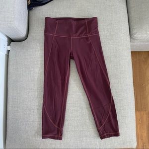 Athleta Crop Leggings ❤️